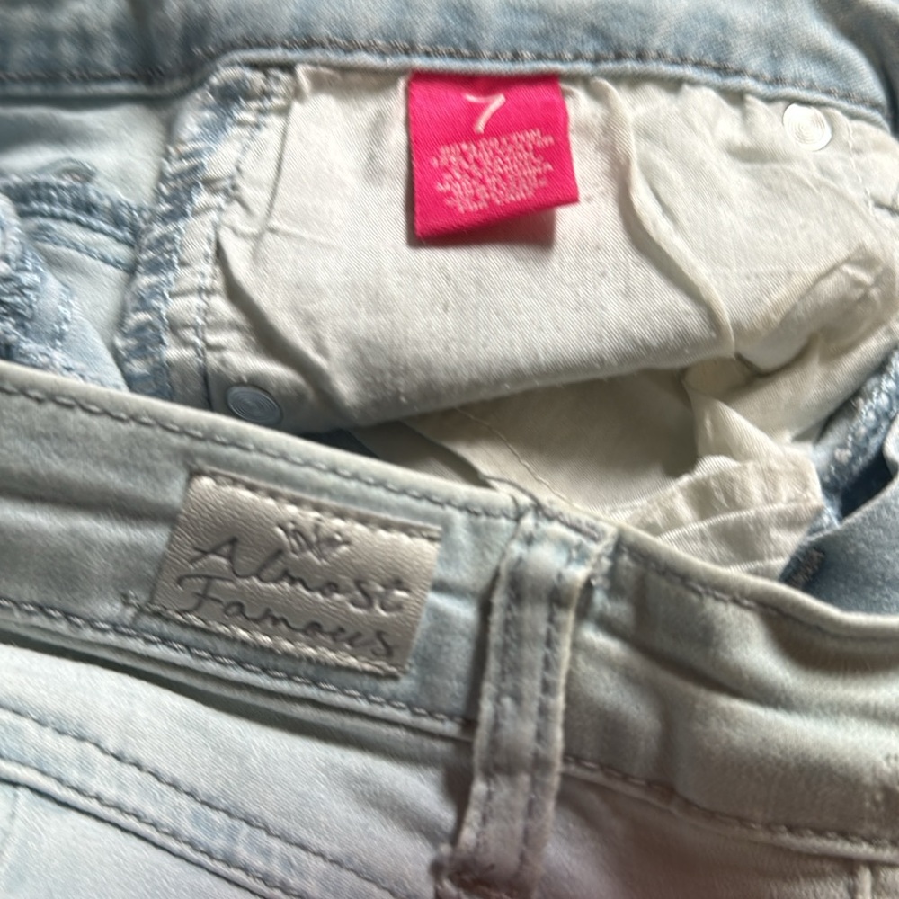 Almost Famous pants 👖 - Picture 5 of 5